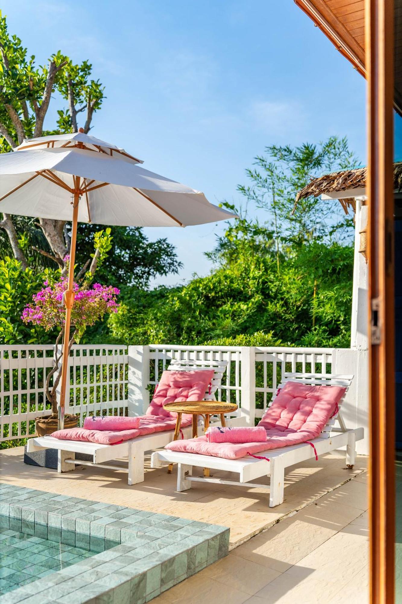 Soul Villas - Beachfront Private Pool Villas, Phuket Nature Retreat Panwa Beach Exteriör bild