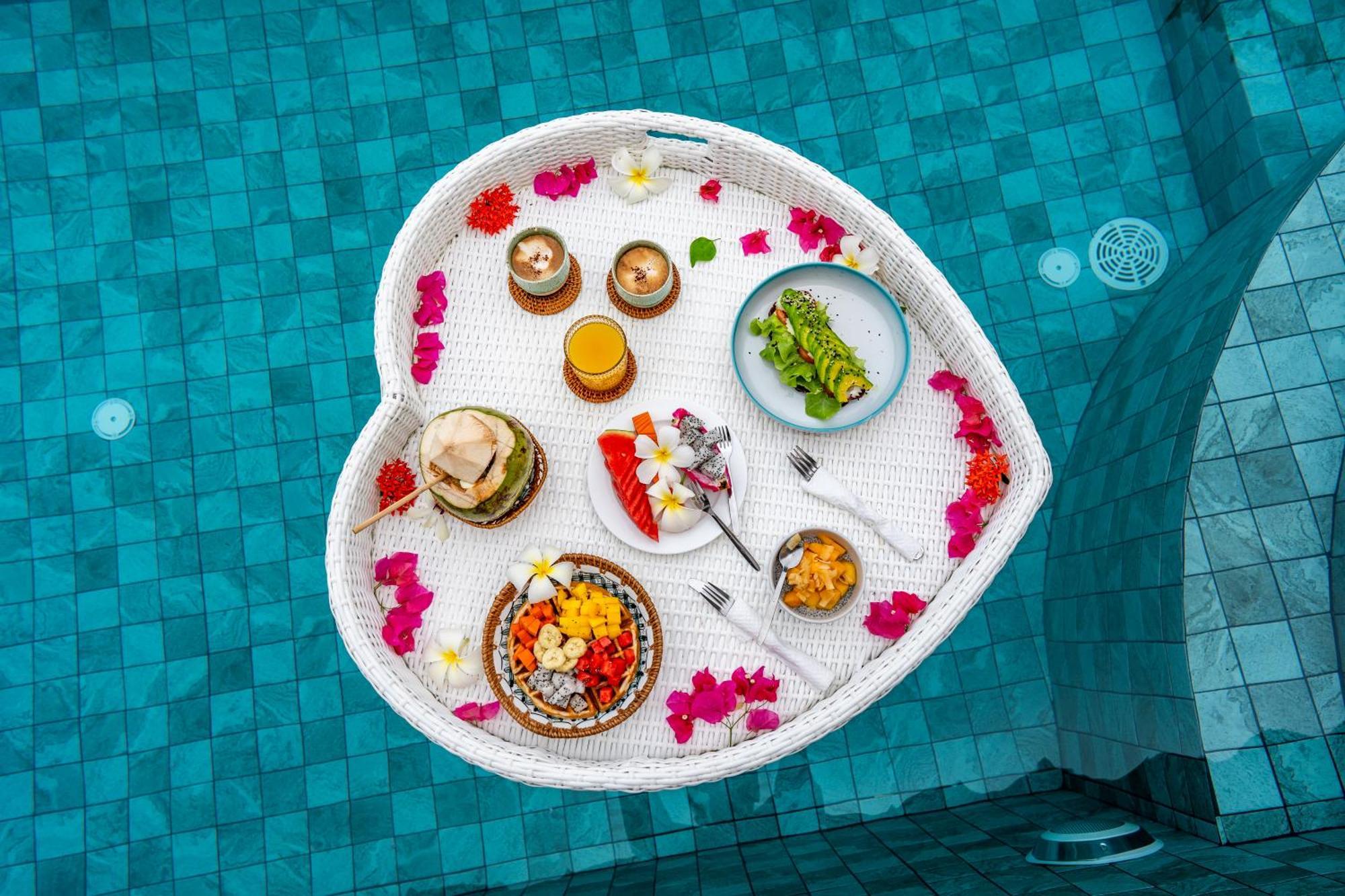 Soul Villas - Beachfront Private Pool Villas, Phuket Nature Retreat Panwa Beach Exteriör bild